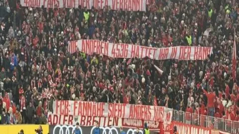 “2025捷尼赛思邀请赛盛典落幕，泰格·伍兹亮相圆满收官”